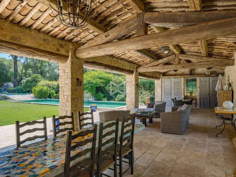 Propriété Roquefort-les-Pins - 7 chambres - 530m²
