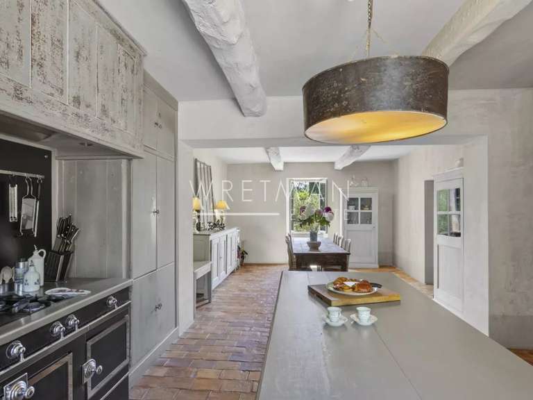 Propriété Roquefort-les-Pins - 6 chambres - 431m²