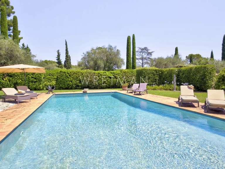Propriété Roquefort-les-Pins - 6 chambres - 431m²