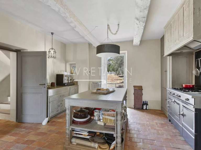 Propriété Roquefort-les-Pins - 6 chambres - 431m²