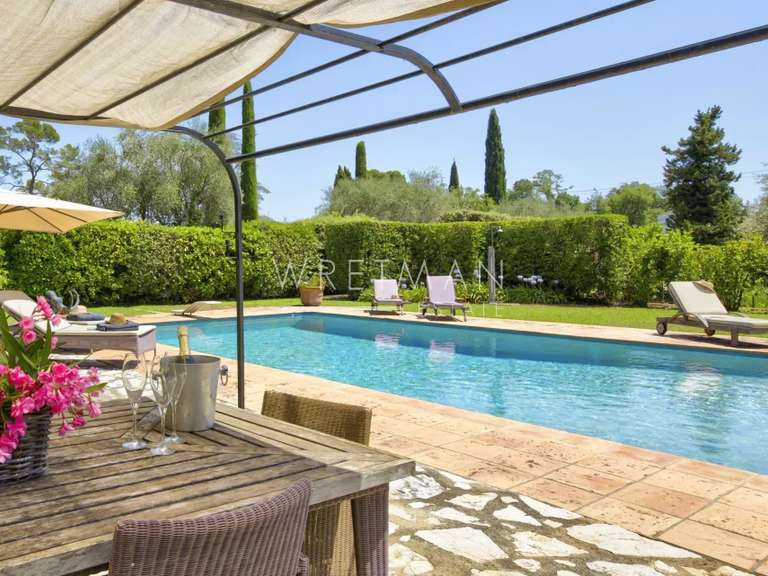 Propriété Roquefort-les-Pins - 6 chambres - 431m²