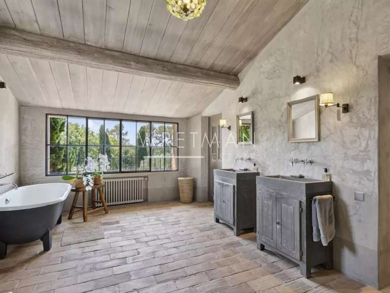 Propriété Roquefort-les-Pins - 6 chambres - 431m²