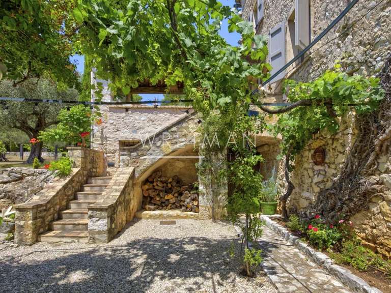 Propriété Roquefort-les-Pins - 6 chambres - 431m²