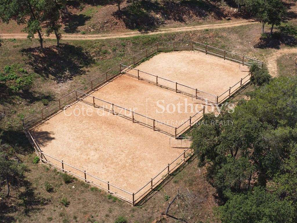 Equestrian property Roquefort-les-Pins