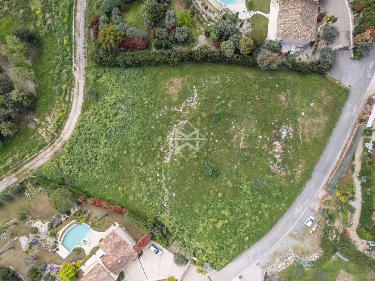 Terrain Roquefort-les-Pins