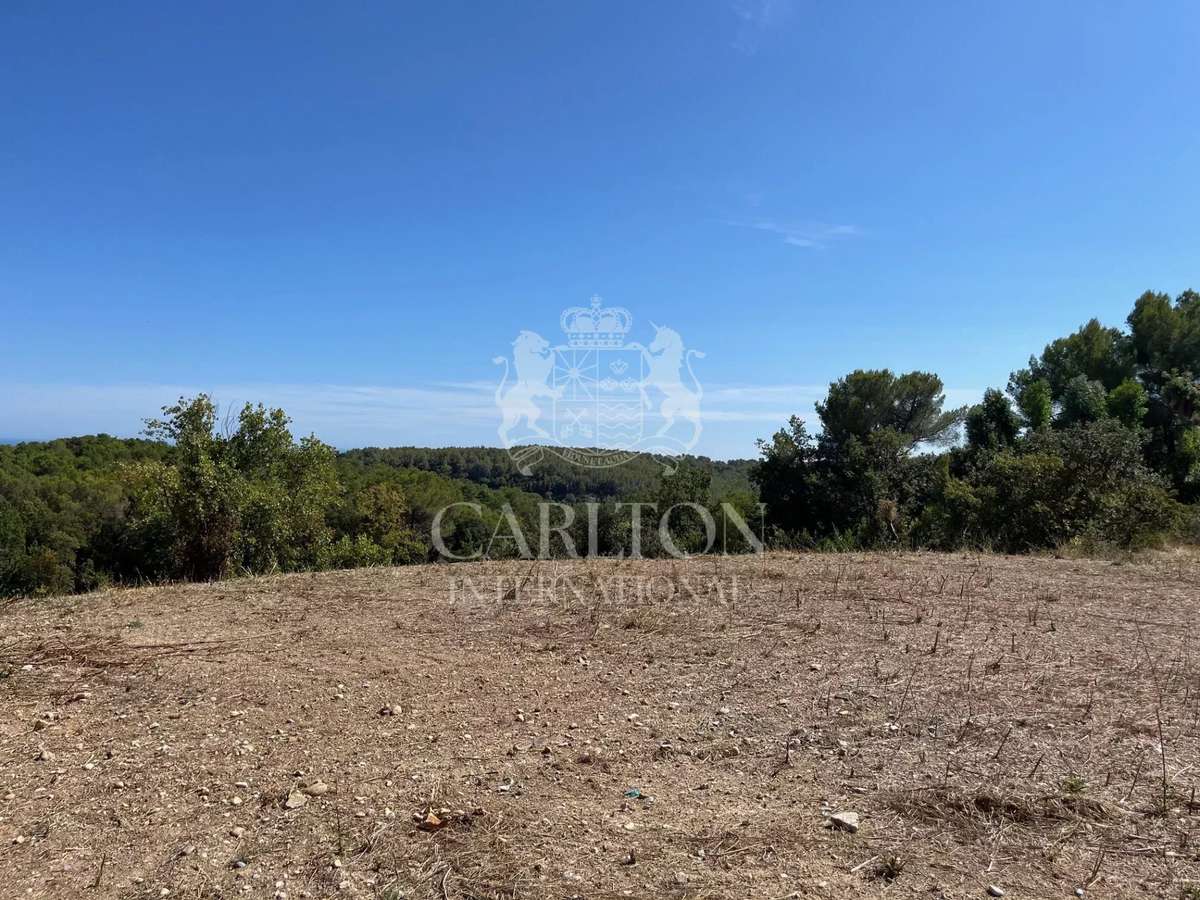 Terrain Roquefort-les-Pins