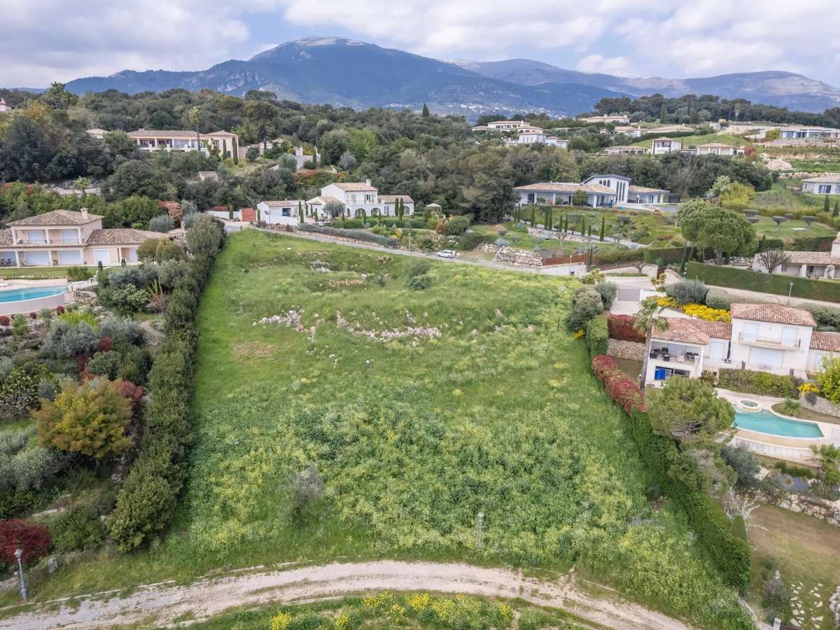 Terrain Roquefort-les-Pins