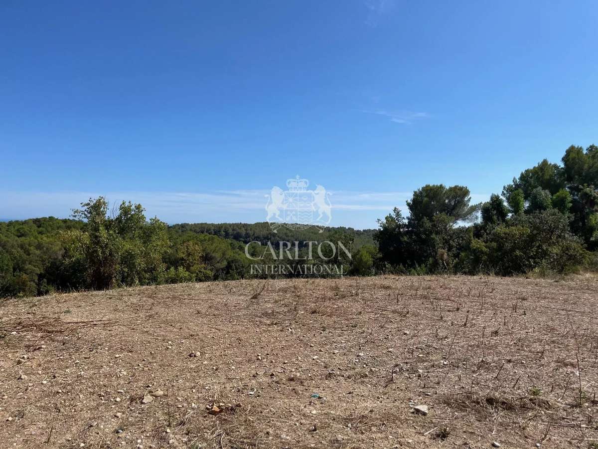 Terrain Roquefort-les-Pins