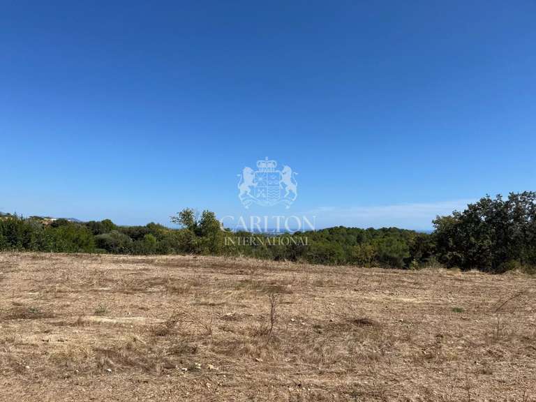 Terrain Roquefort-les-Pins - 3895m²