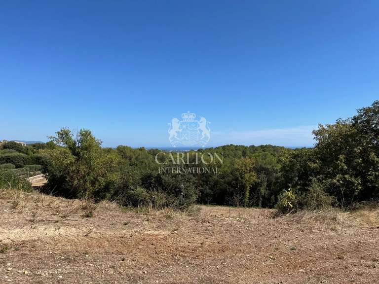 Terrain Roquefort-les-Pins - 3895m²