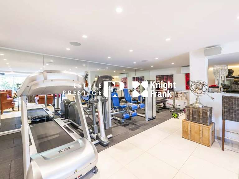 Villa Roquefort-les-Pins - 7 chambres - 333m²