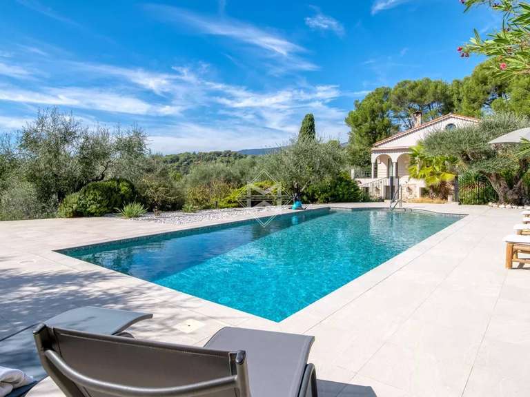 Villa Roquefort-les-Pins - 9 bedrooms - 407m²