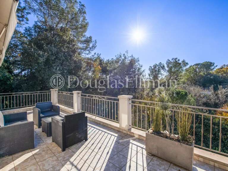 Villa Roquefort-les-Pins - 7 bedrooms - 333m²
