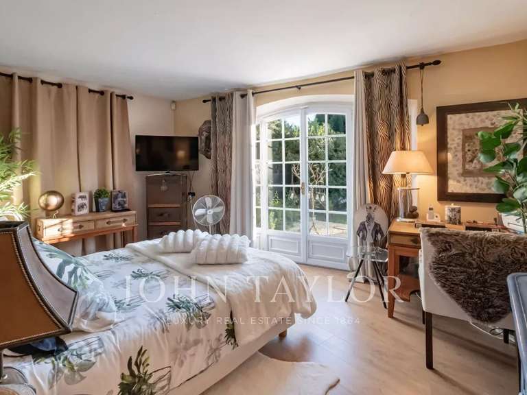 Villa Roquefort-les-Pins - 250m²