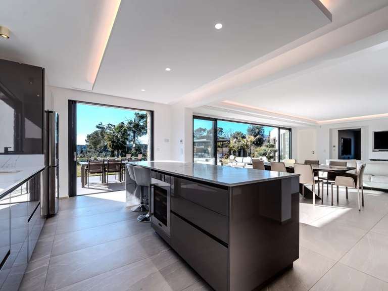 Villa Roquefort-les-Pins - 5 chambres - 275m²