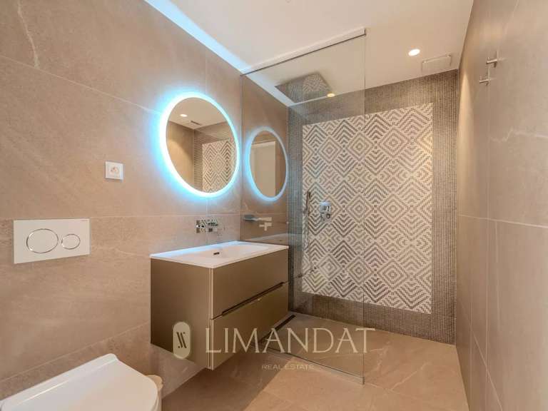 Villa Roquefort-les-Pins - 5 chambres - 275m²