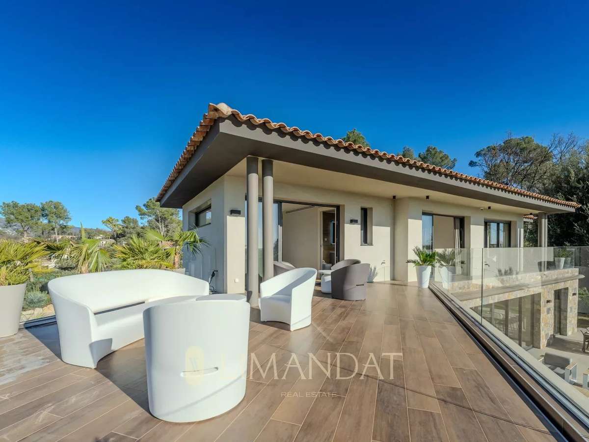 Villa Roquefort-les-Pins