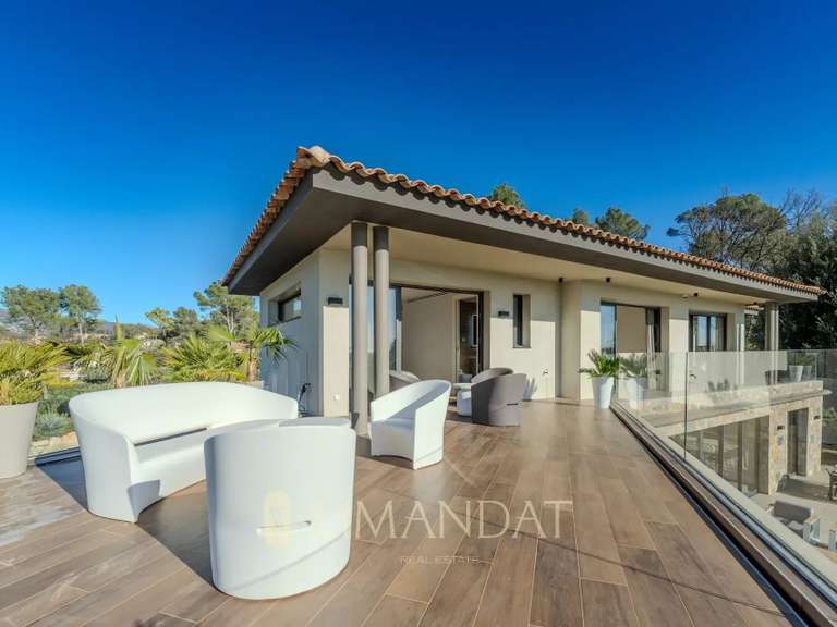 Villa Roquefort-les-Pins - 5 chambres - 275m²