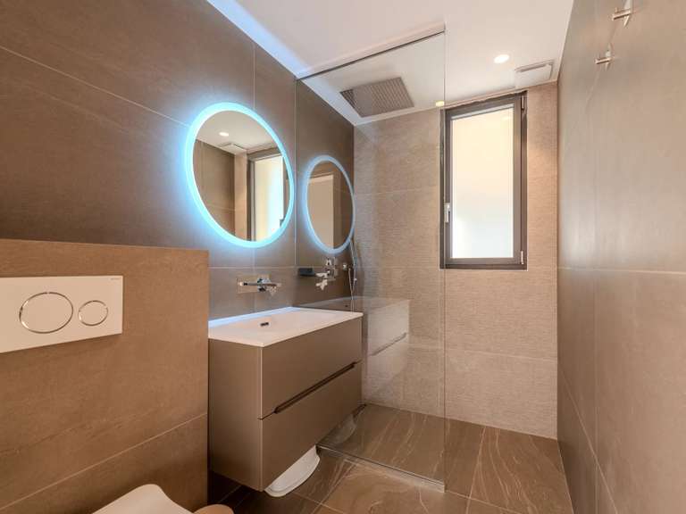 Villa Roquefort-les-Pins - 5 chambres - 275m²