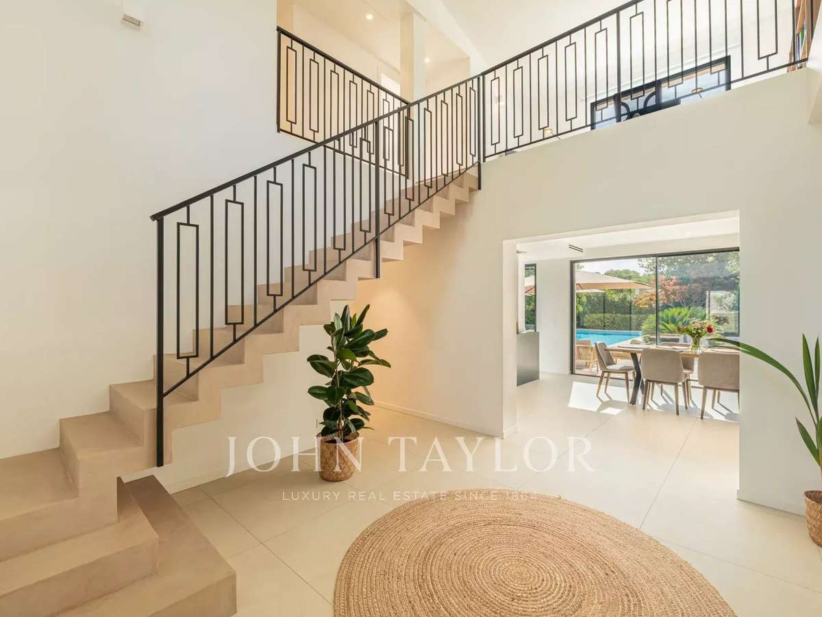 Villa Roquefort-les-Pins