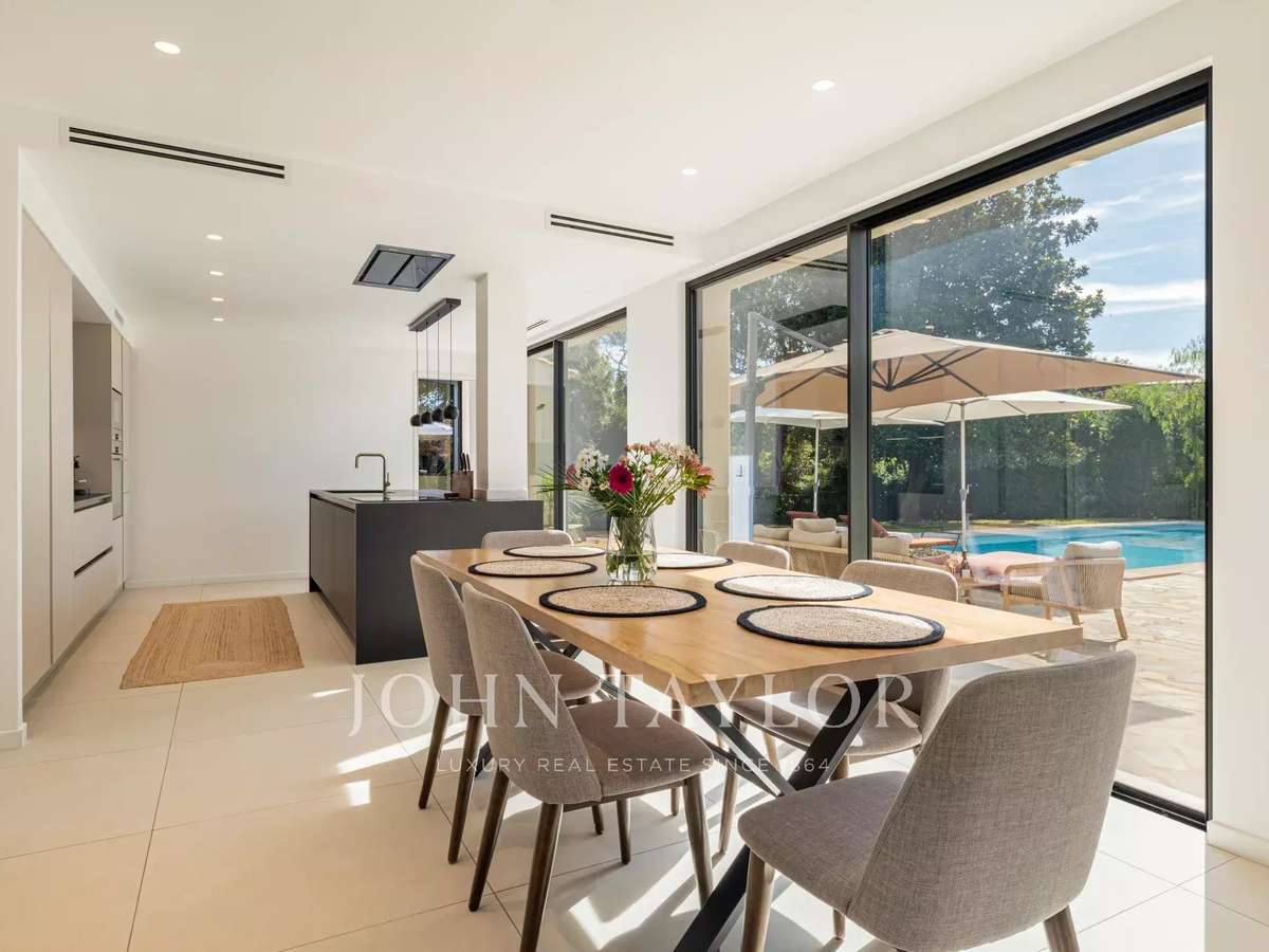 Villa Roquefort-les-Pins