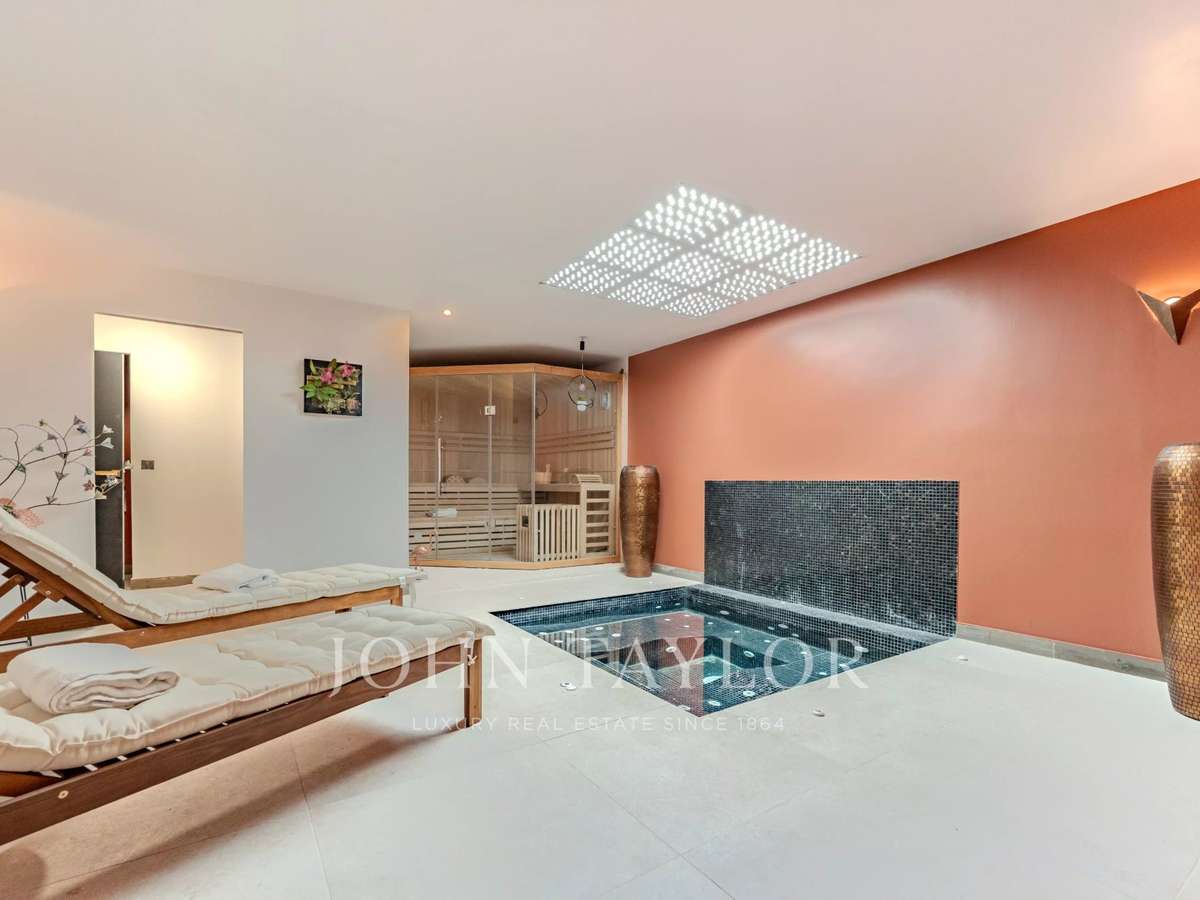 Villa Roquefort-les-Pins