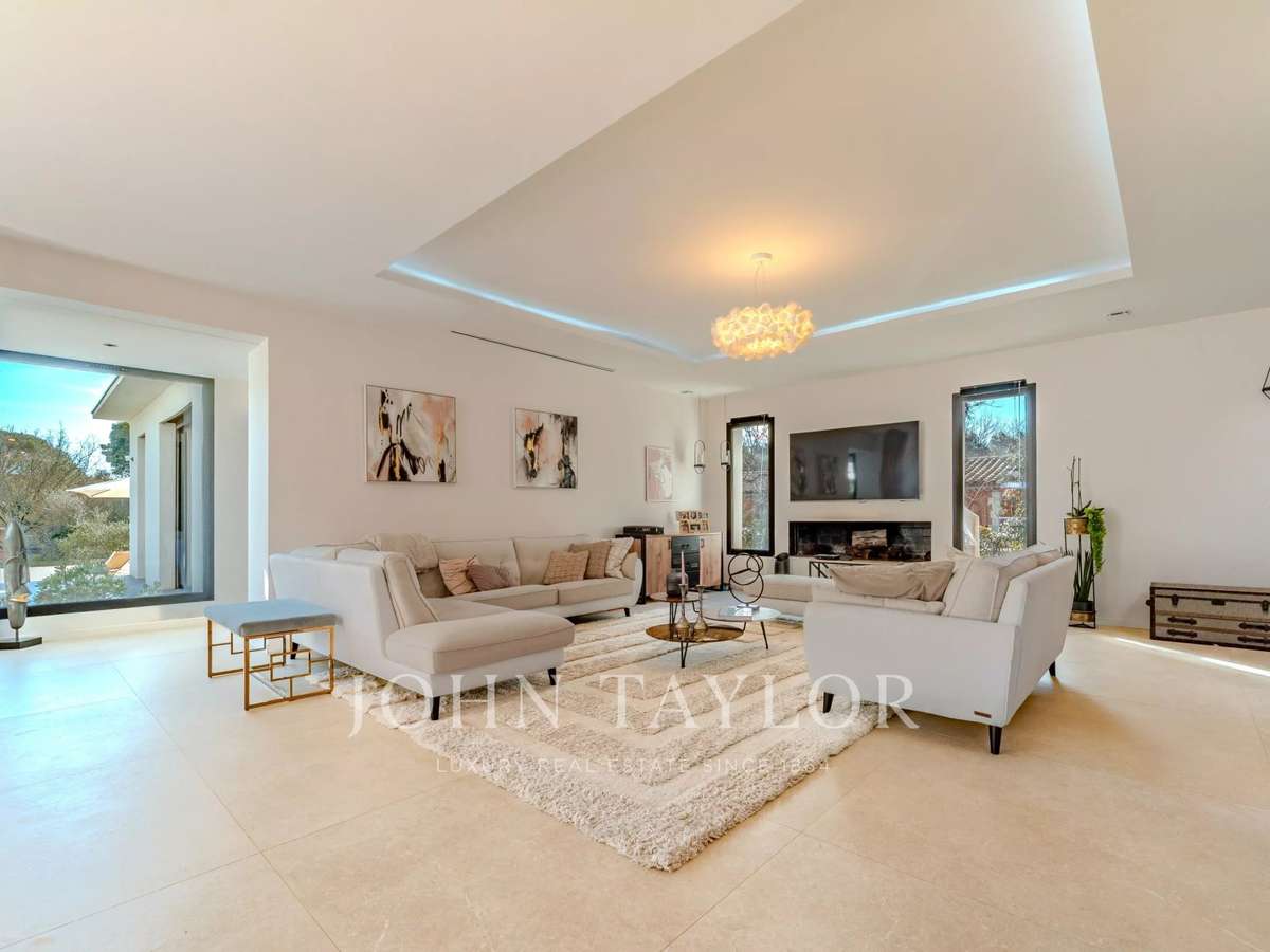 Villa Roquefort-les-Pins