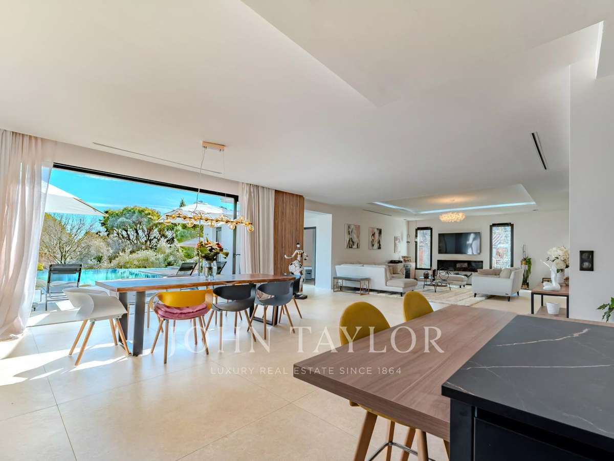 Villa Roquefort-les-Pins