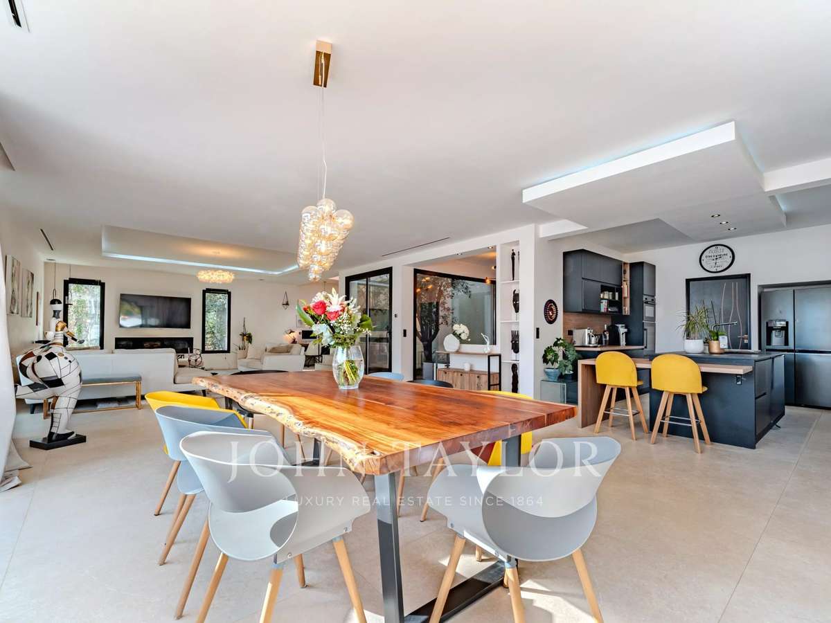 Villa Roquefort-les-Pins