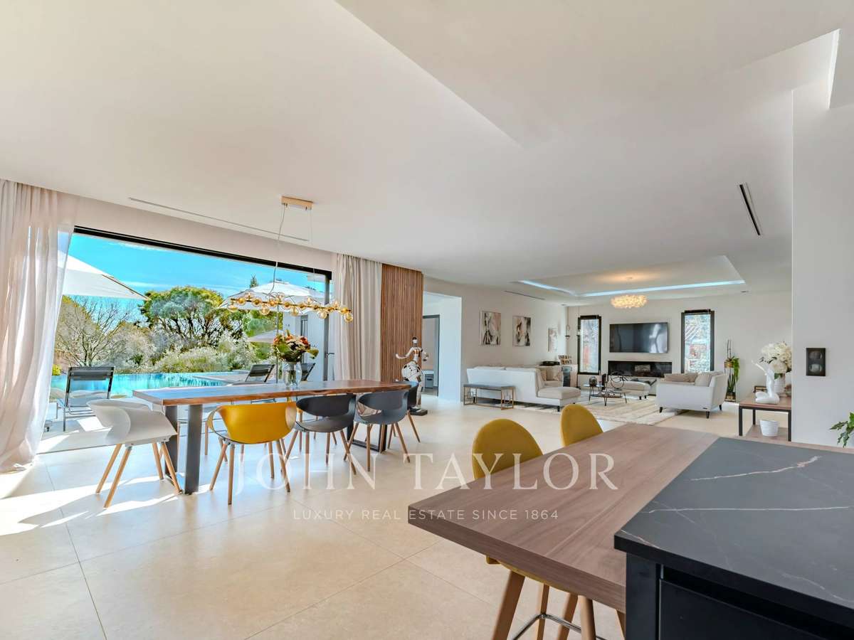 Villa Roquefort-les-Pins