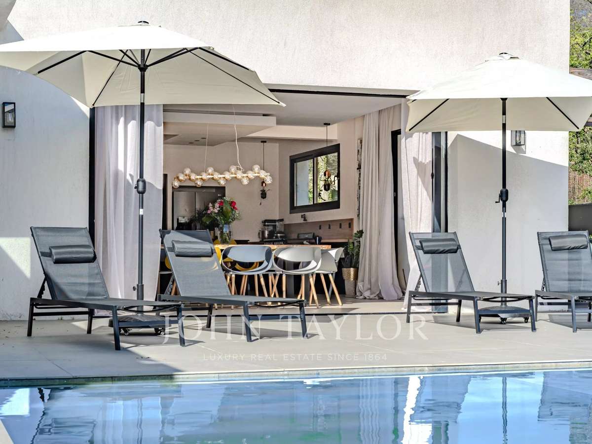 Villa Roquefort-les-Pins