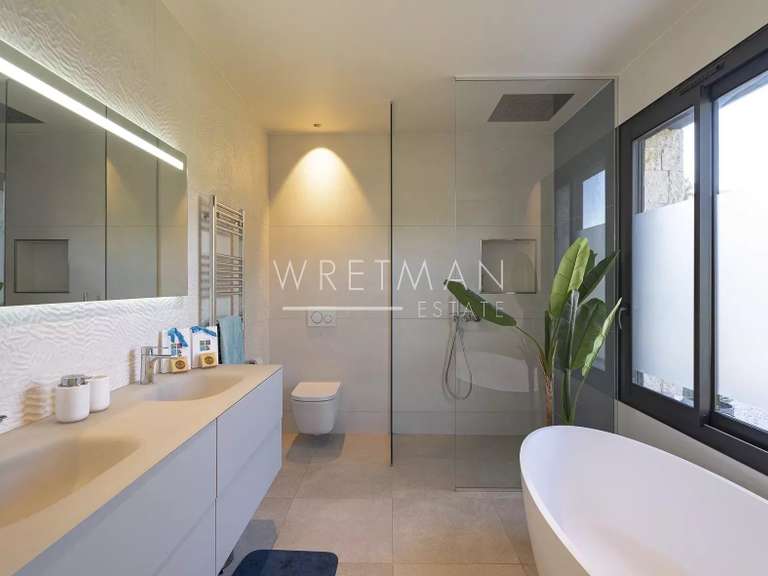 Villa Roquefort-les-Pins - 4 chambres - 324m²