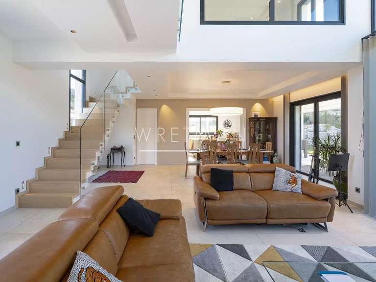 Villa Roquefort-les-Pins - 4 chambres - 324m²