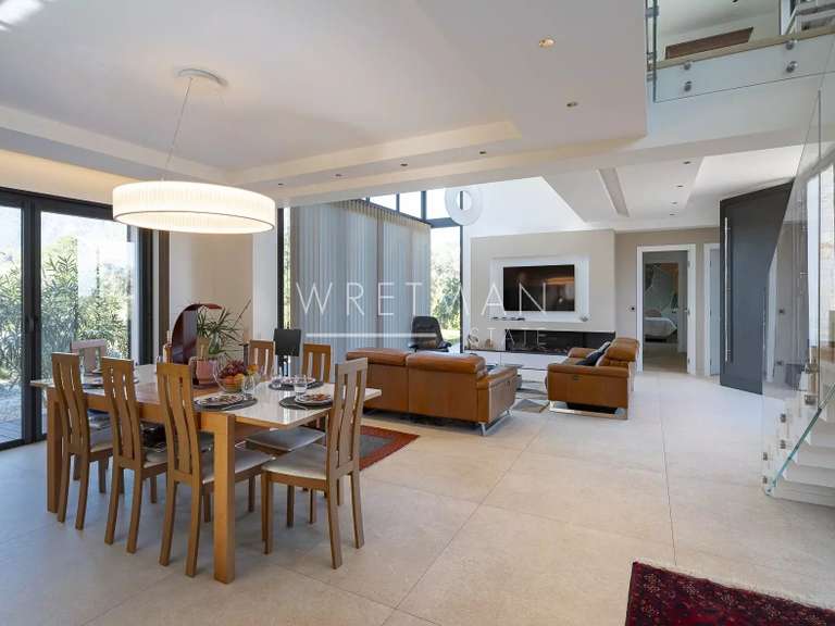 Villa Roquefort-les-Pins - 4 chambres - 324m²