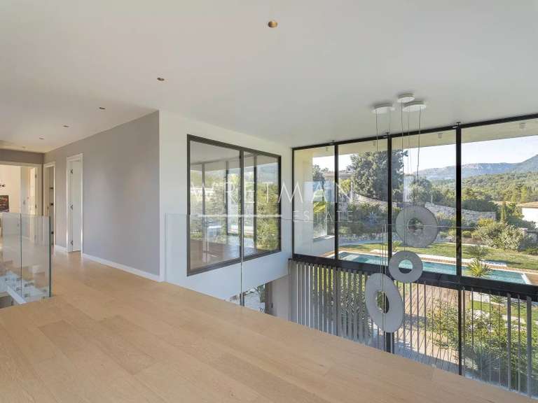 Villa Roquefort-les-Pins - 4 chambres - 324m²