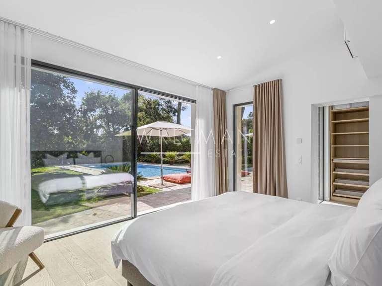 Villa Roquefort-les-Pins - 220m²