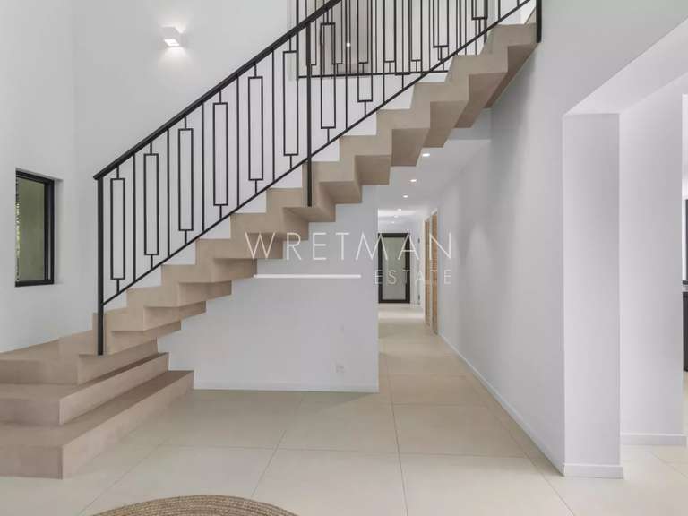 Villa Roquefort-les-Pins - 220m²