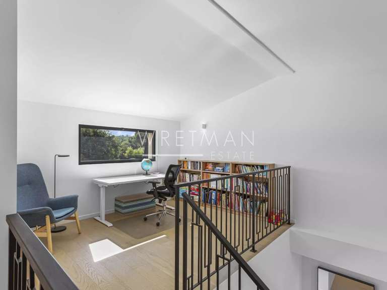 Villa Roquefort-les-Pins - 220m²