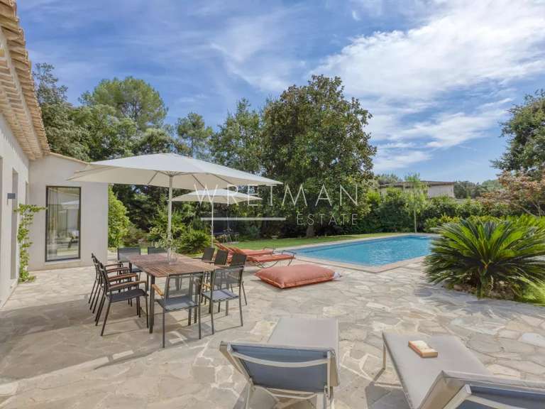 Villa Roquefort-les-Pins - 220m²