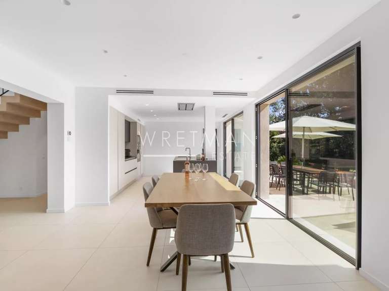 Villa Roquefort-les-Pins - 220m²