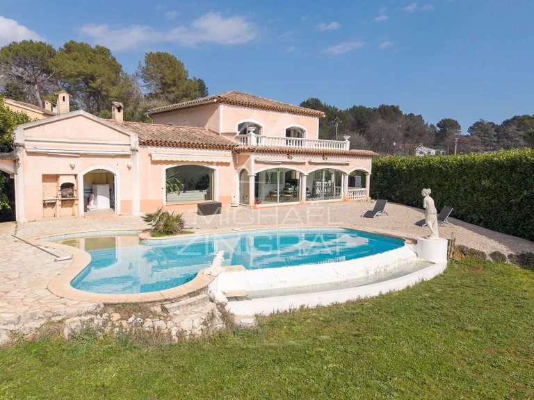 Villa Roquefort-les-Pins - 5 chambres - 240m²