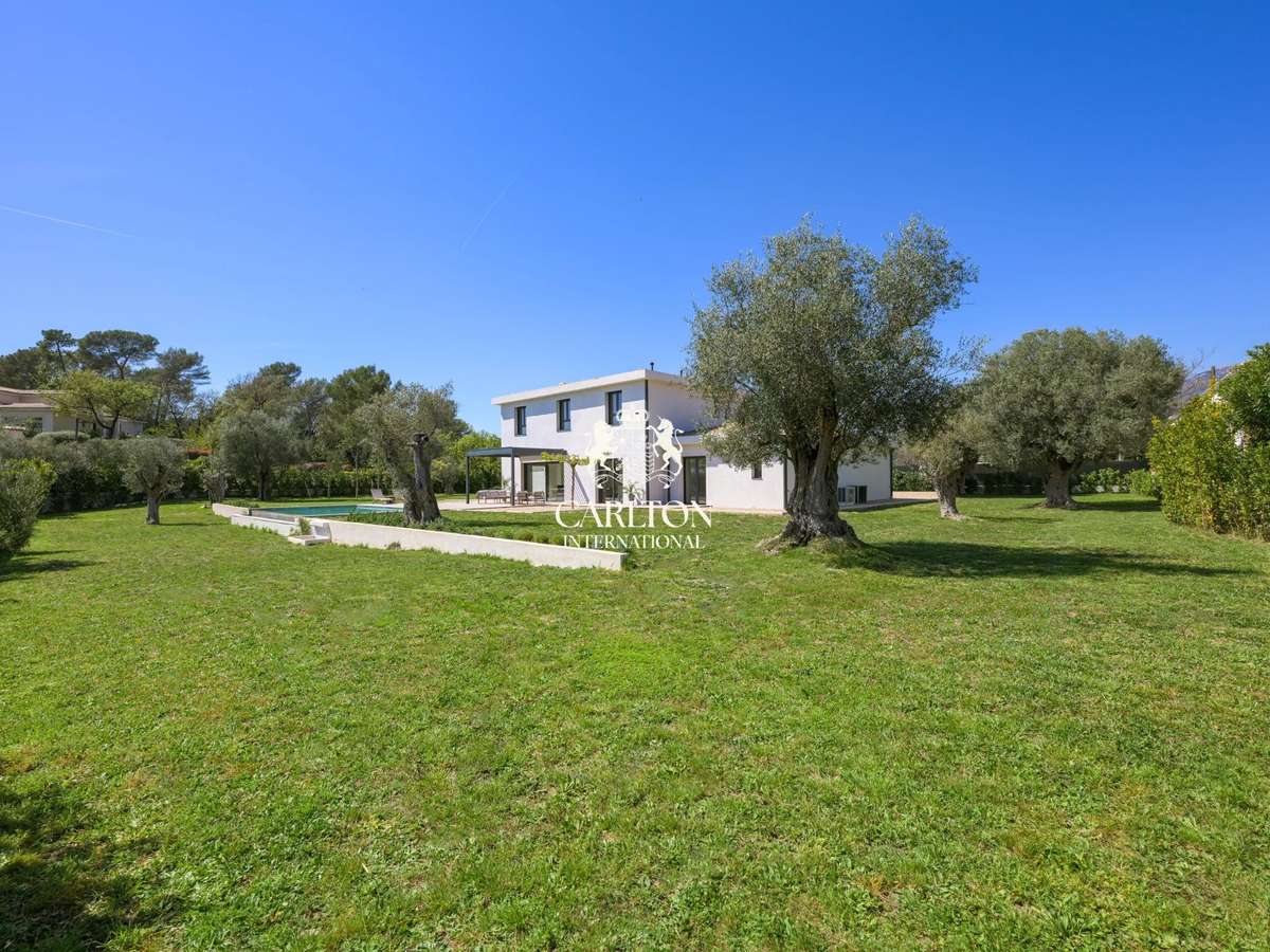 Villa Roquefort-les-Pins