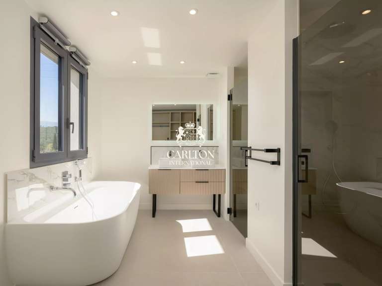 Villa Roquefort-les-Pins - 5 chambres - 260m²