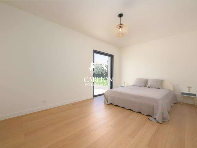 Villa Roquefort-les-Pins - 5 chambres - 252m²