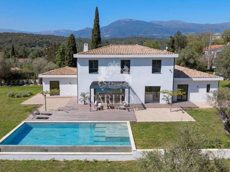 Villa Roquefort-les-Pins - 5 bedrooms - 252m²