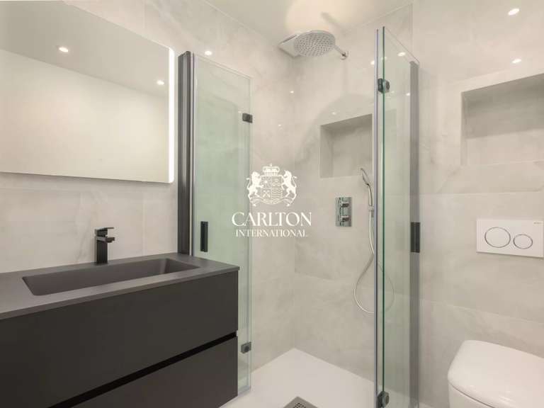 Villa Roquefort-les-Pins - 5 chambres - 252m²