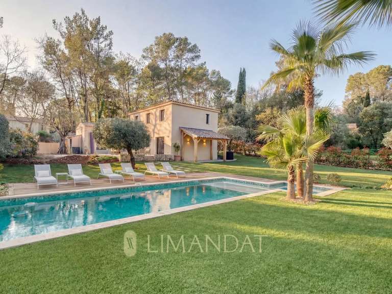 Villa Roquefort-les-Pins - 4 chambres - 200m²