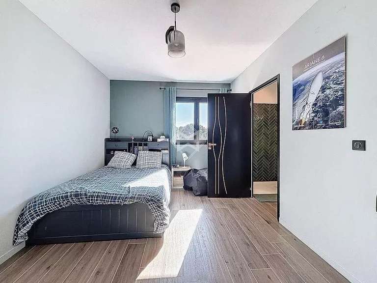 Villa Roquefort-les-Pins - 6 chambres - 323m²