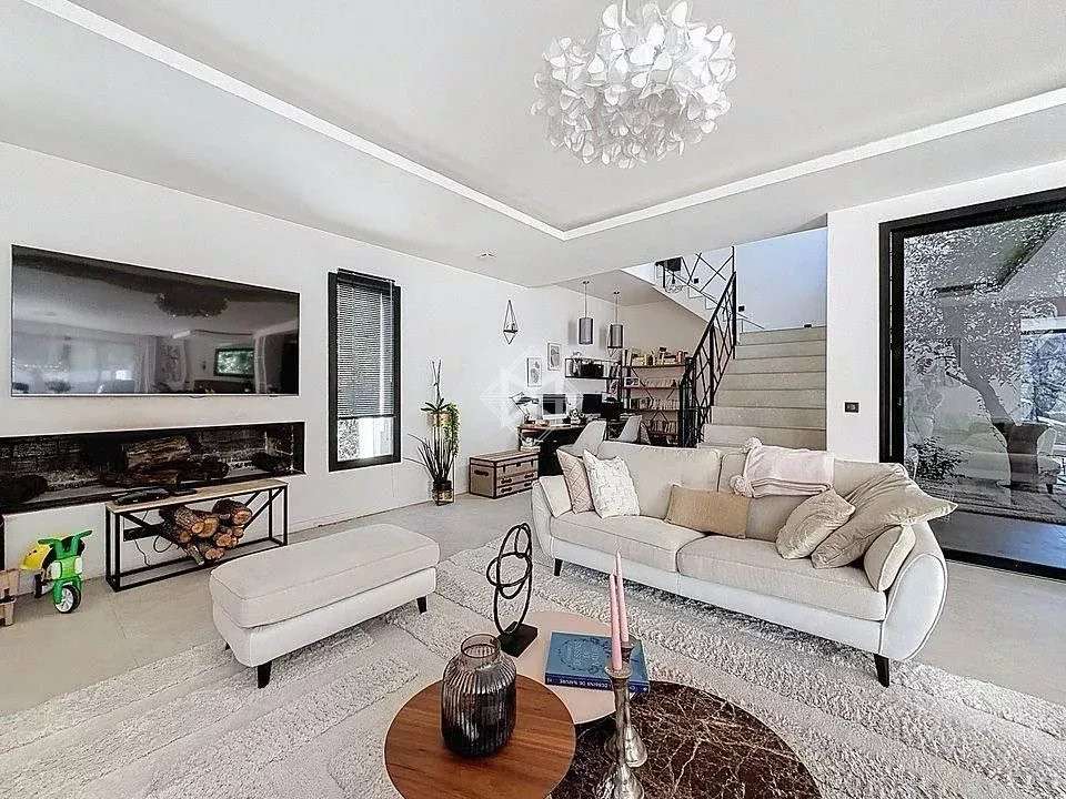 Villa Roquefort-les-Pins