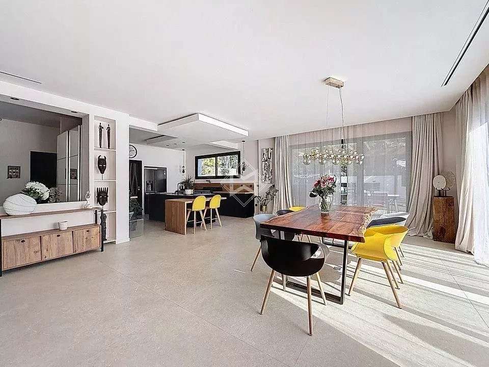 Villa Roquefort-les-Pins